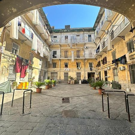 Hv Suites Decumanus Νάπολη Εξωτερικό φωτογραφία