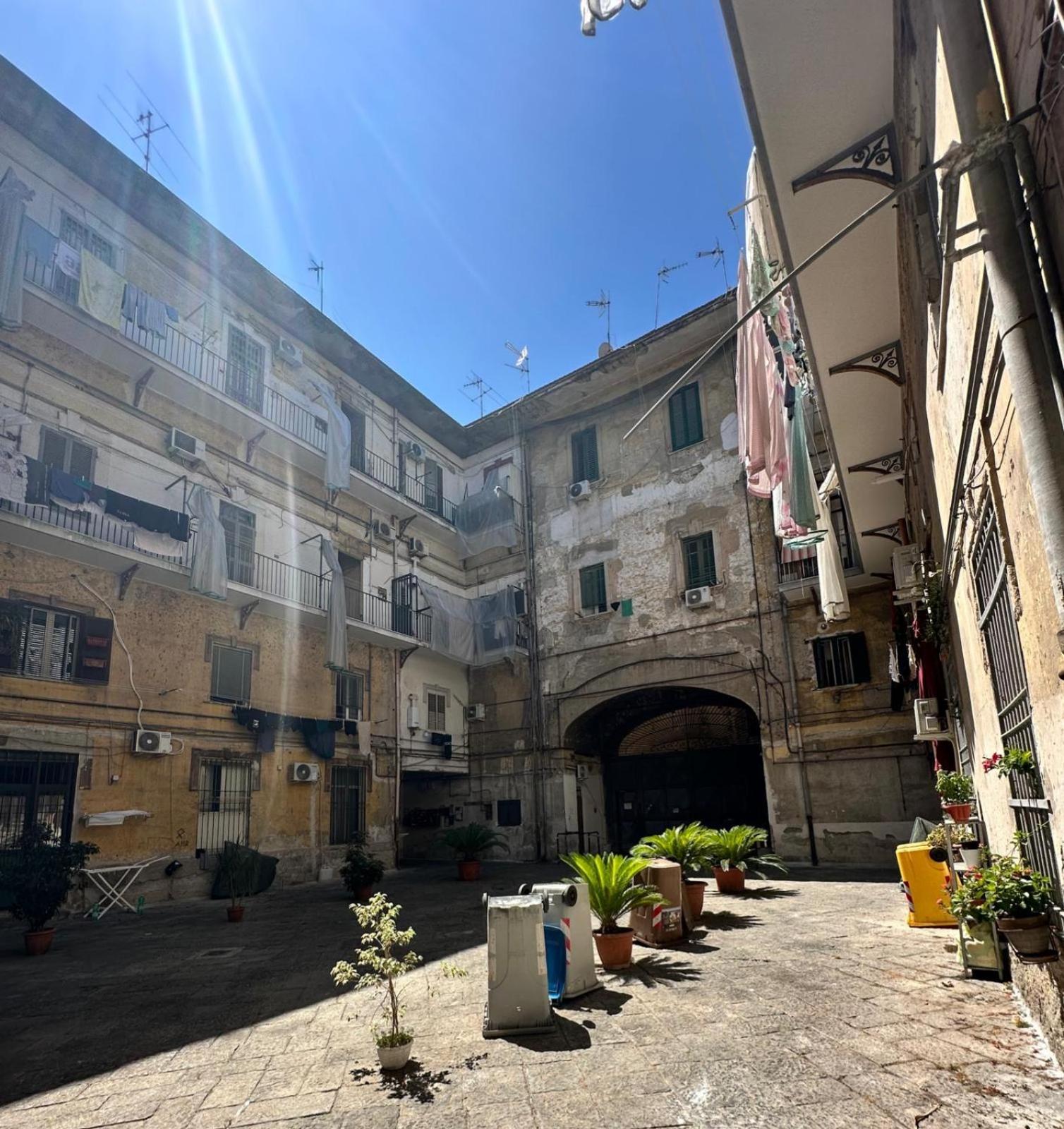 Hv Suites Decumanus Νάπολη Εξωτερικό φωτογραφία